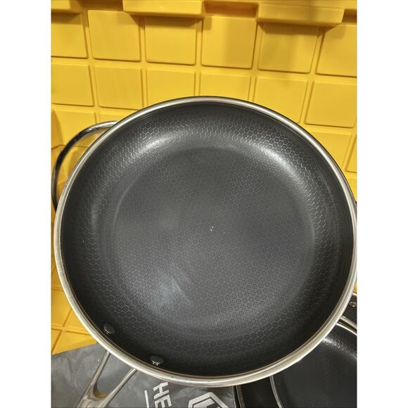 HEXCLAD 7 Piece Nonstick Stainless Steel Frying Pan Set 8 10 12- Lids Wok M $600 - Picture 5 of 10